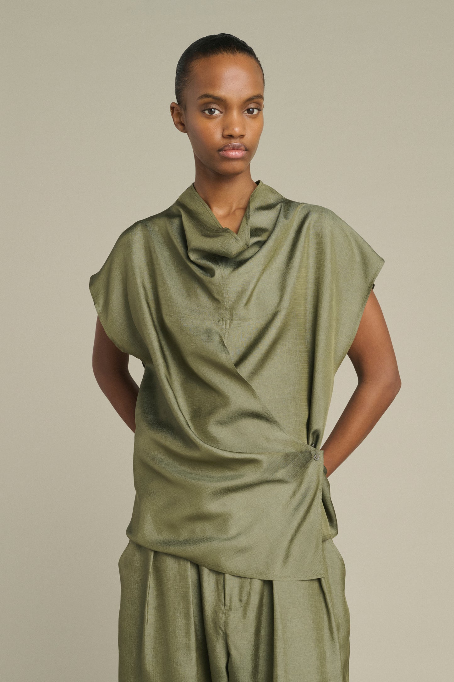 Blusa Kora - Verde grisáceo - Seda - Mujer