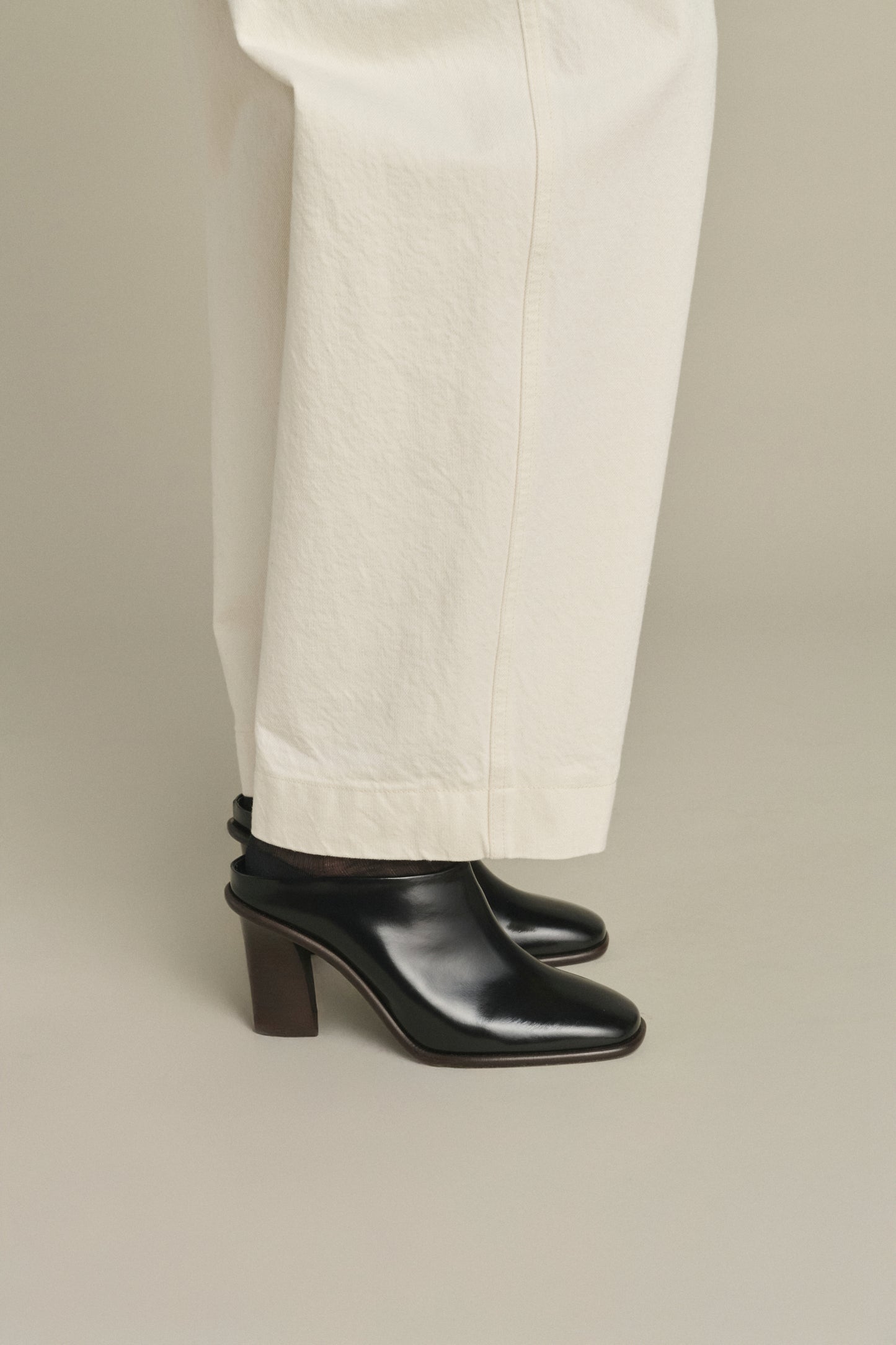 Elba mules - Black - Leather - Women