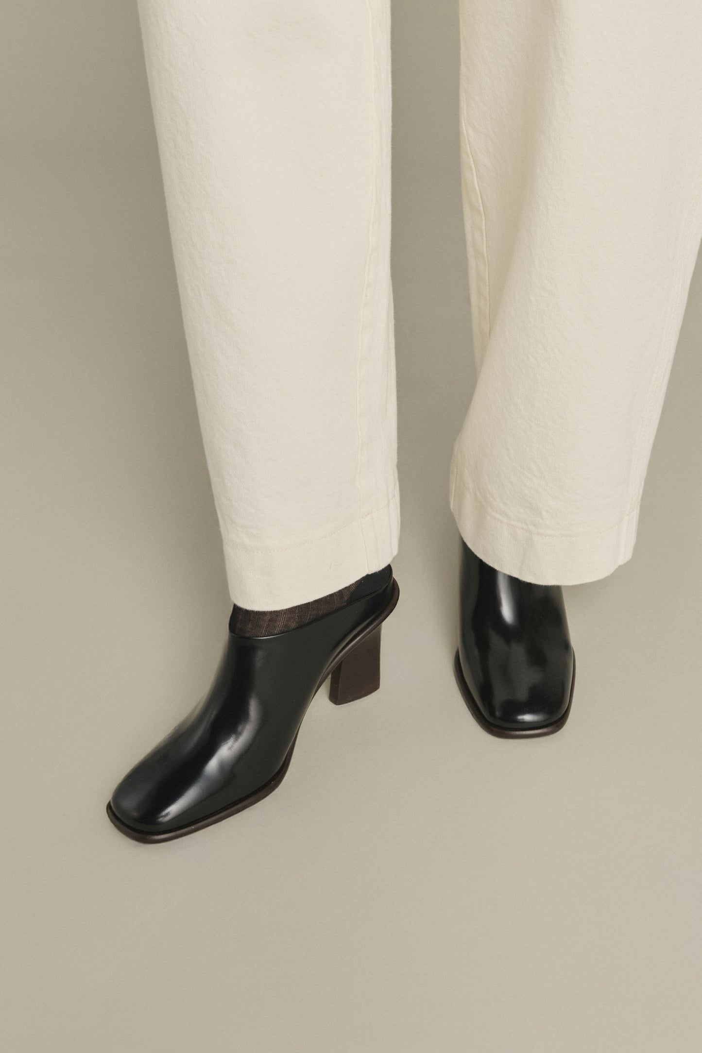 Elba mules - Black - Leather - Women